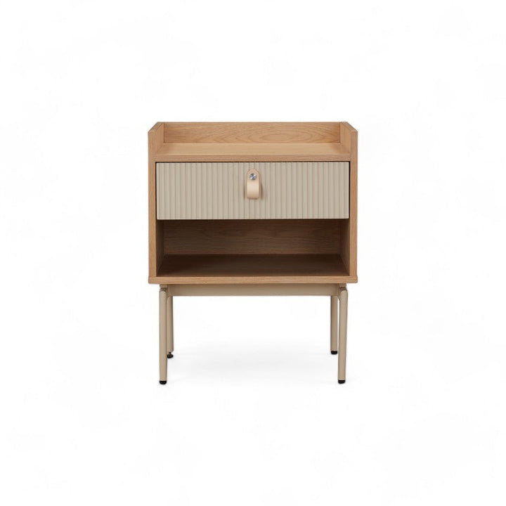 Crème Nightstand