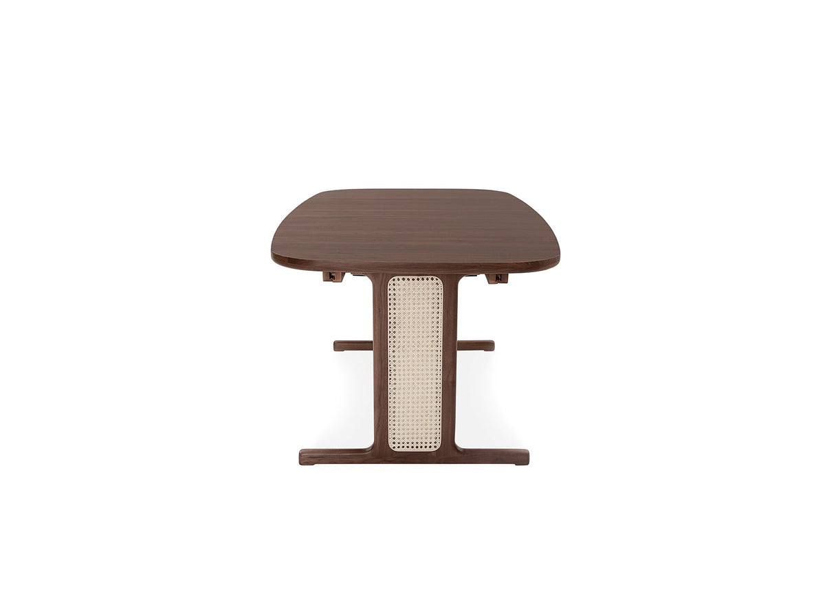 Avenue Dining Table