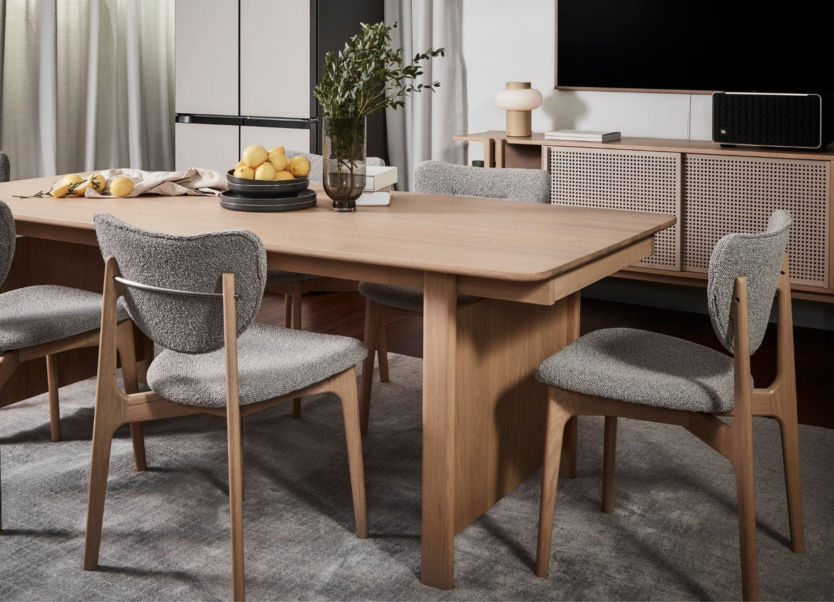 Copenhang Dining Table