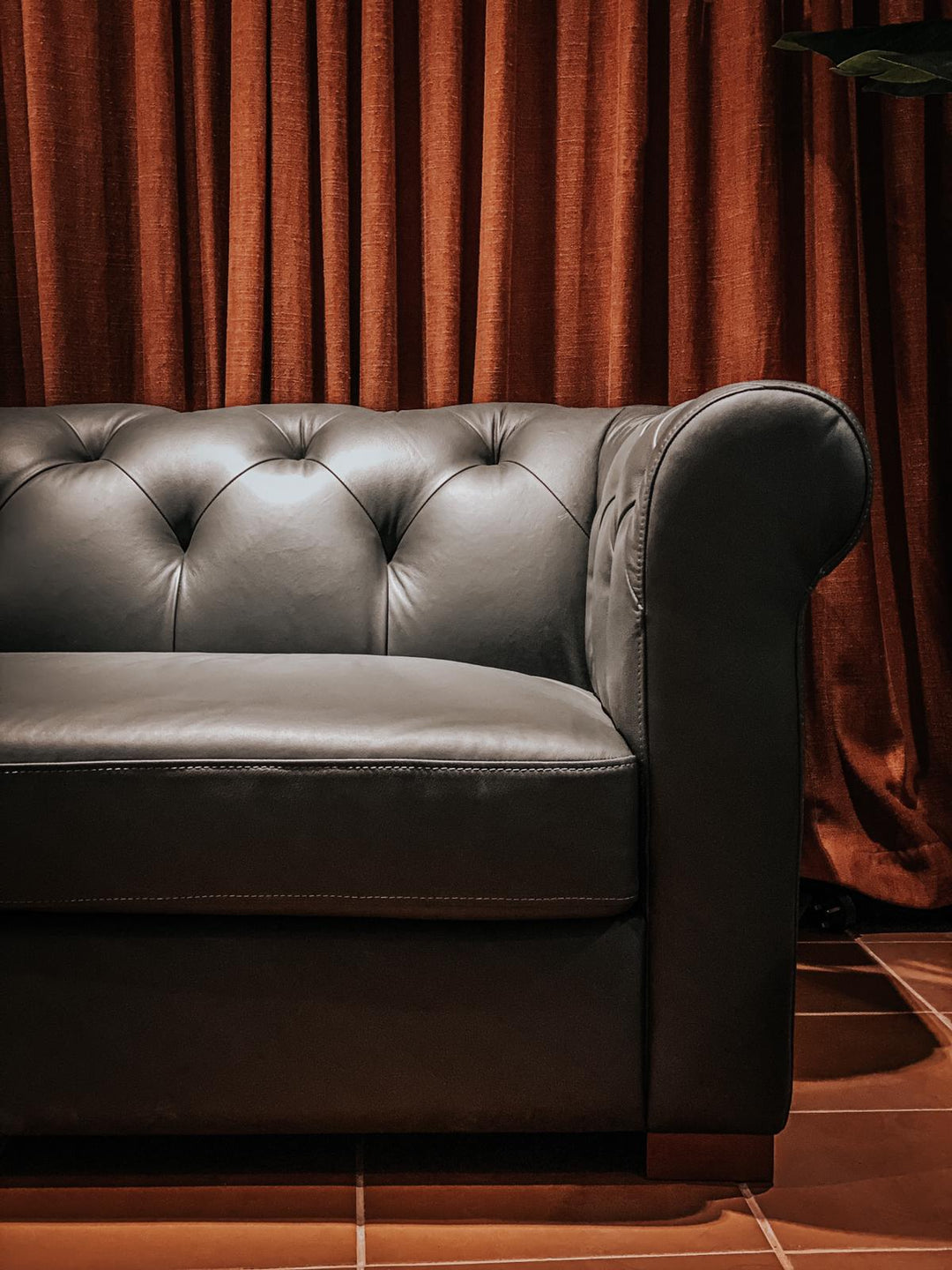 Nouvel Sofa 1 Seater