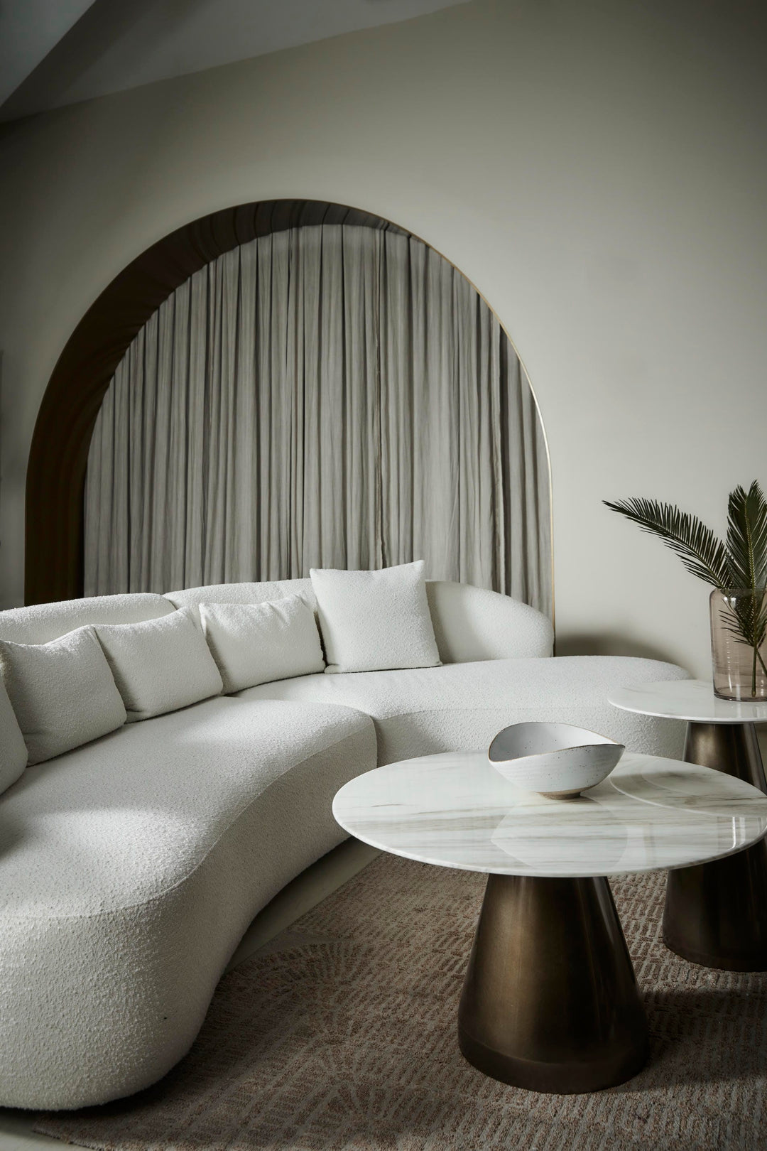 Poet Sofa C3 Chaise W/Right Arm